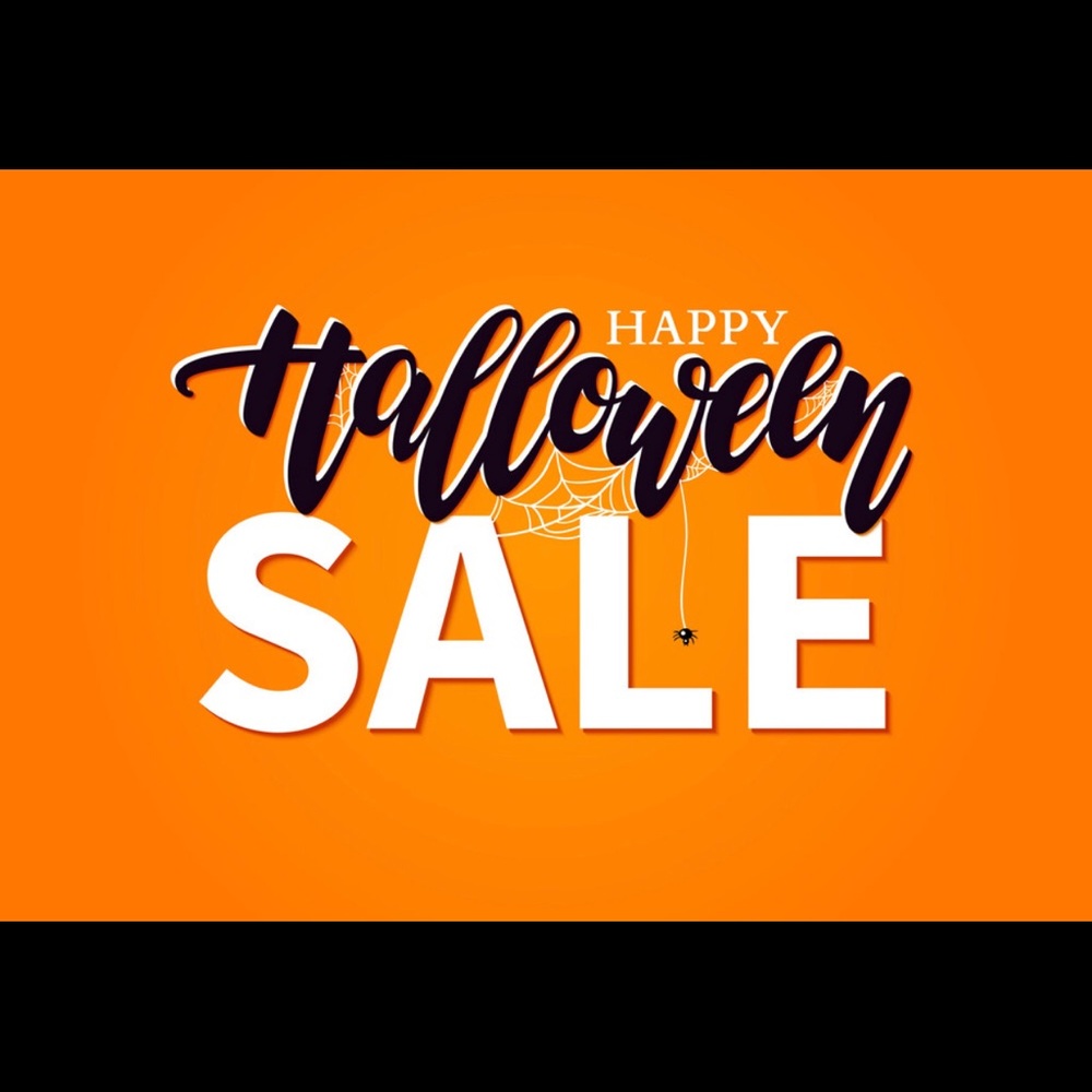 Halloween costume sale!! Buy today, ships today!!